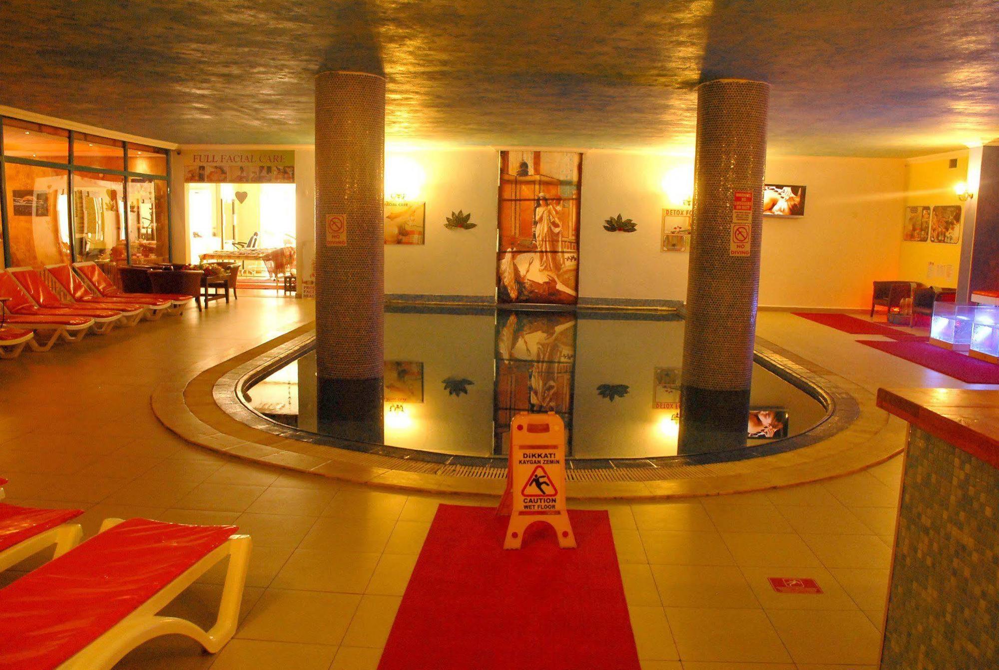 Club Seray Forest Marmaris Buitenkant foto