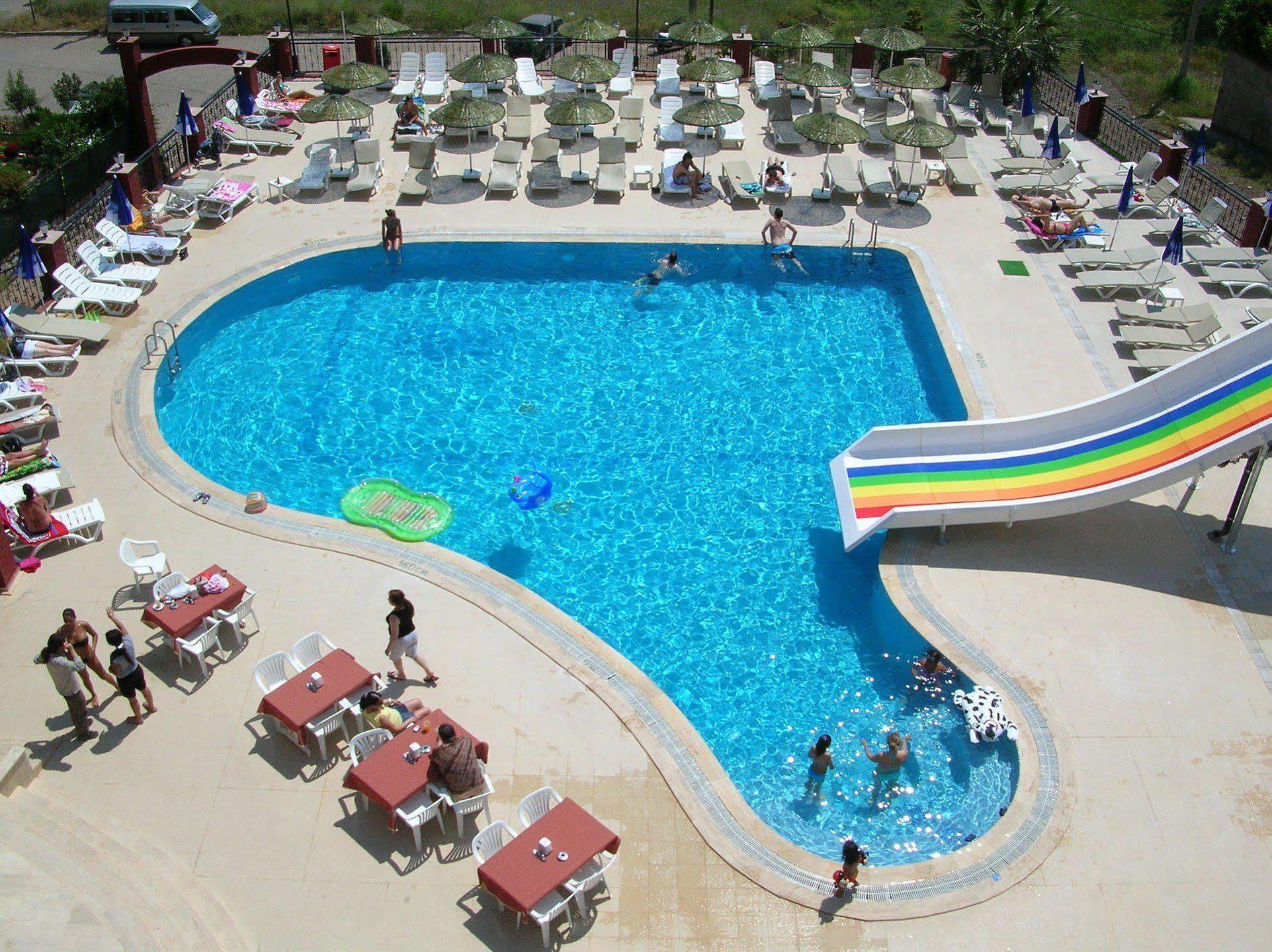 Club Seray Forest Marmaris Buitenkant foto